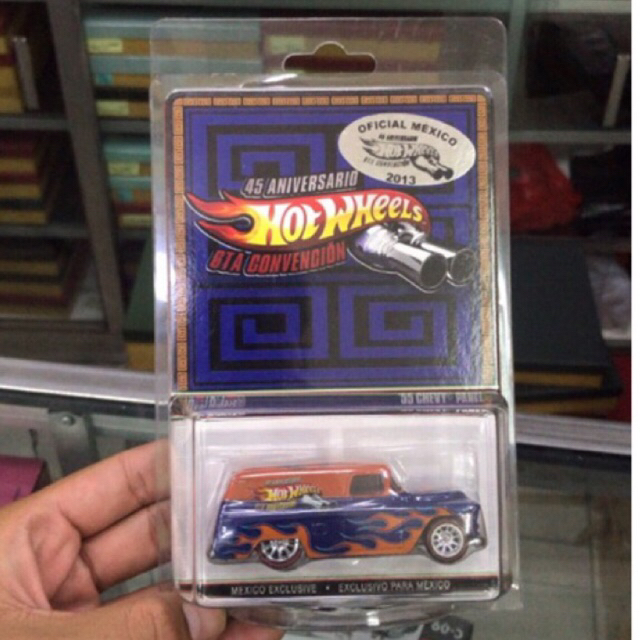 hotwheels chevy panel convention mexico