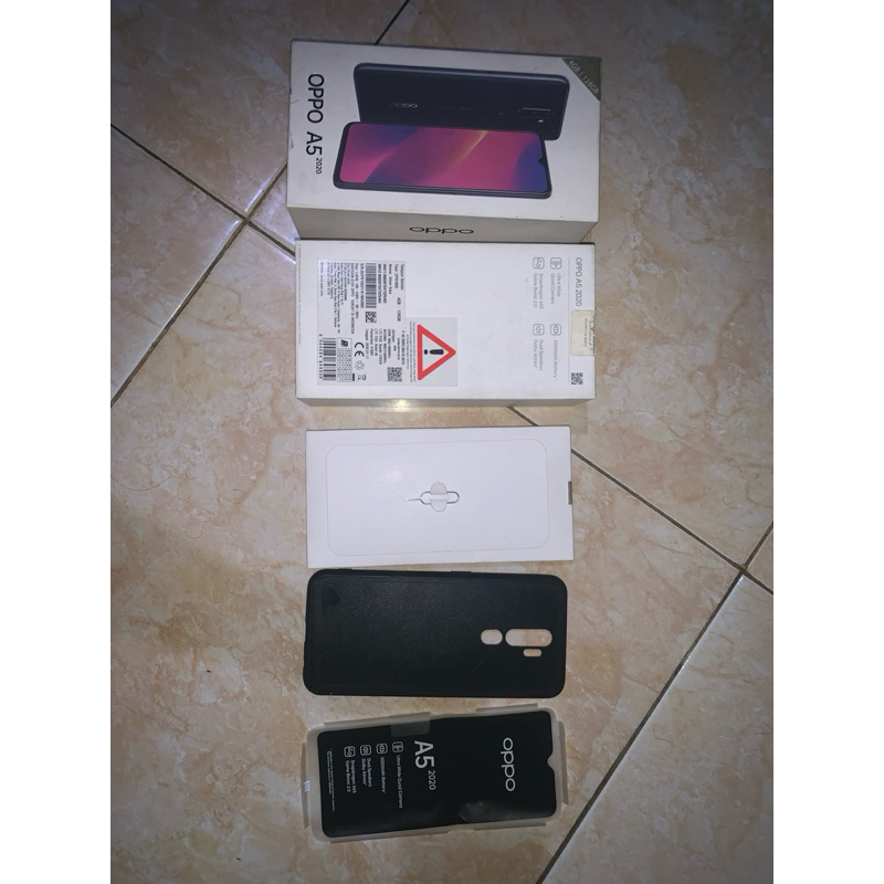 KOTAK HP OPPO A5 2020
