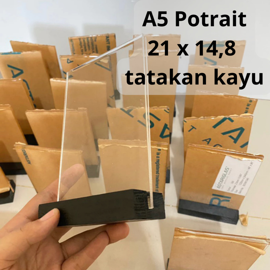 akrilik stand A5 frame foto / brosur/ Qris tatakan kayu