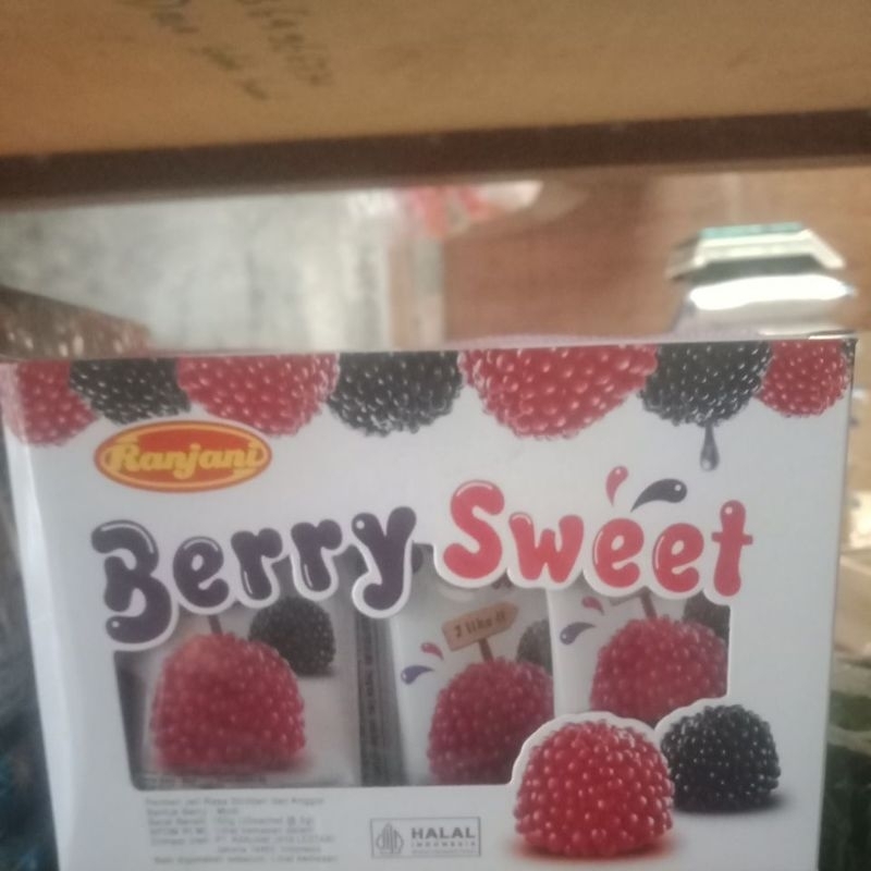 

Berry sweet perkotak isi 30