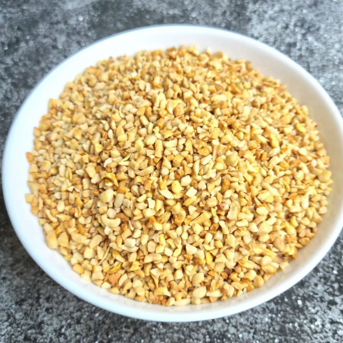 

BMZK1631 READY STOK Kacang Mede Menir Mete Pecahan Halus Mentah 1Kg (BB2)