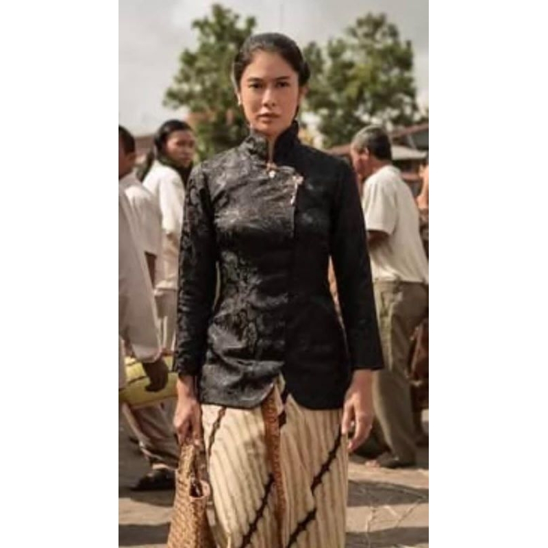KEBAYA JANGGAN GADIS KRETEK DIAN SASTRO JENG YAH