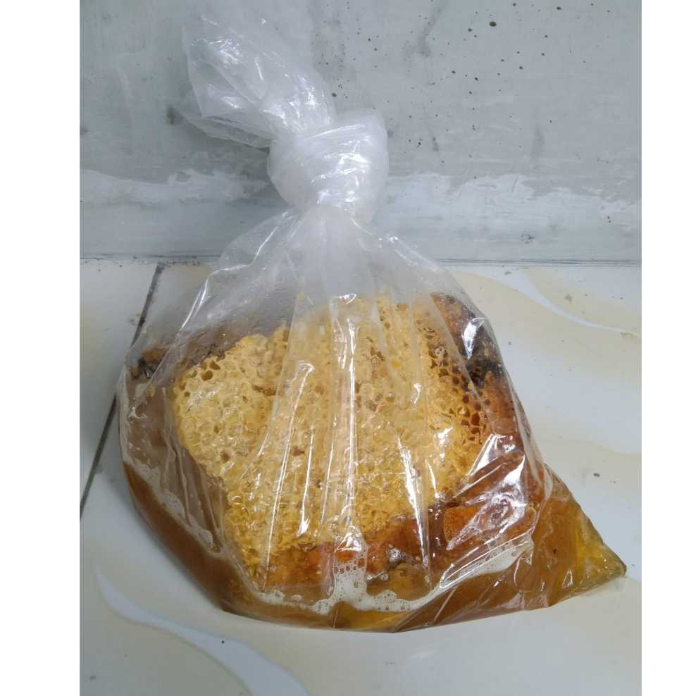 

Madu Hutan Asli Madu Liar Madu Asli Madu Murni dan Sarangnya uk 1kg