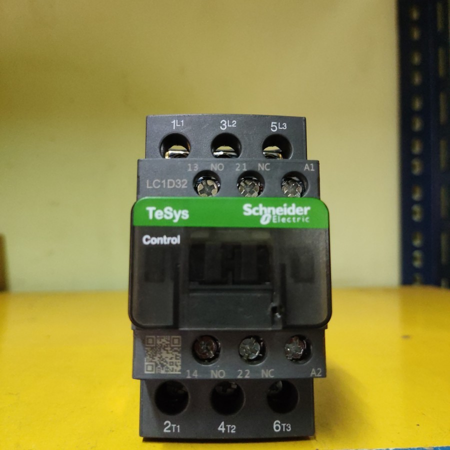 Kontaktor Schneider Elektrik LC1D32 Contactor schneider LC1D32M7 LCID32 LCID-32M7 LCID 32M7 LCID32M7