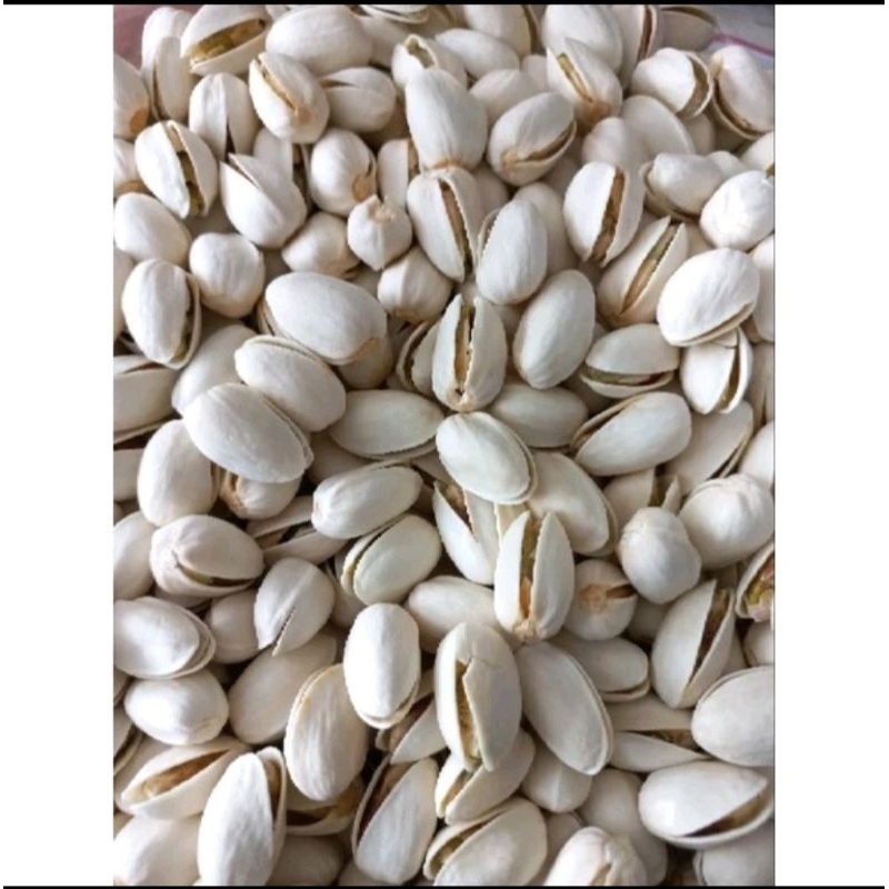 

kacang pistachio