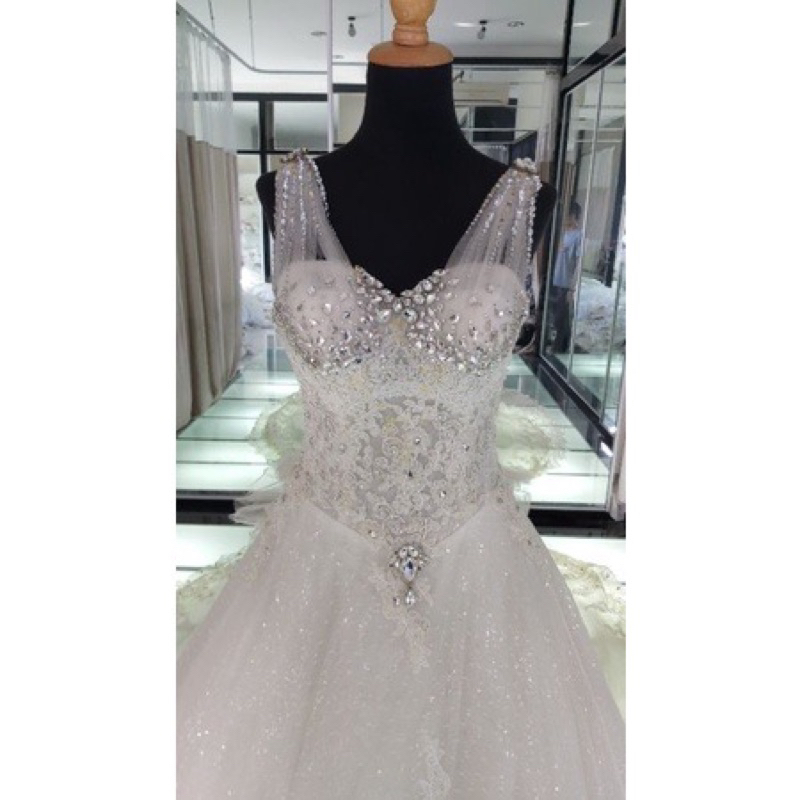 gaun pengantin wedding gown second preloved