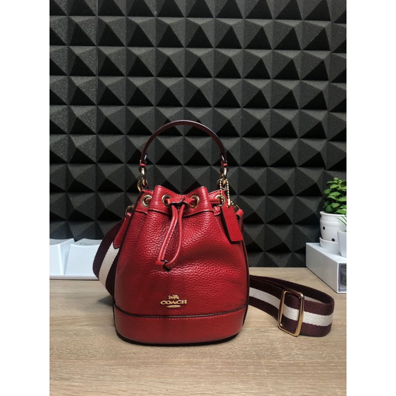 Coach Dempsey Bucket Bag Preloved