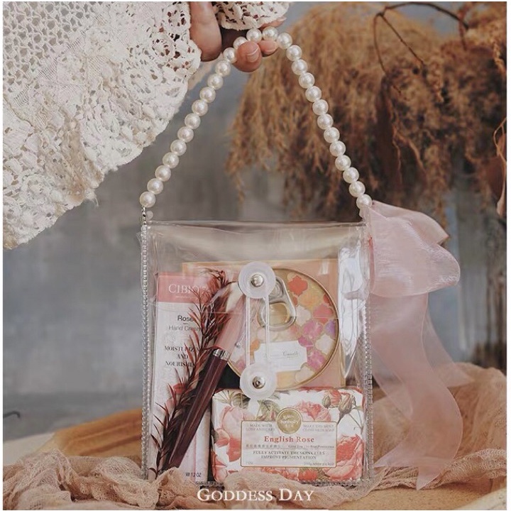

MODEL SQP790 Tas Hampers Tote Mika Transparan Pegangan Mutiara Bahan PVC