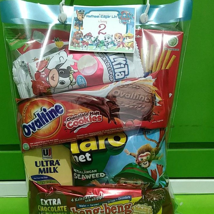 

MODEL LI924 Bingkisan ulang tahun/paket ulang tahun/souvenir ulang tahun/hampers ulang tahun