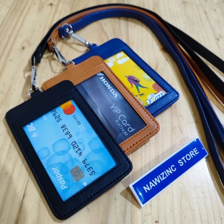 

Terk1n1 GANTUNGAN ID CARD KULIT SINTETIS 3 SLOT KARTU DENGAN TALI [110]
