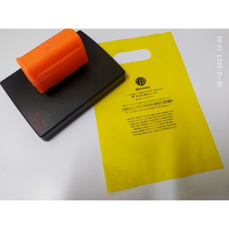 

Stempel Kantong Plastik Maximal 9 x 12 cm