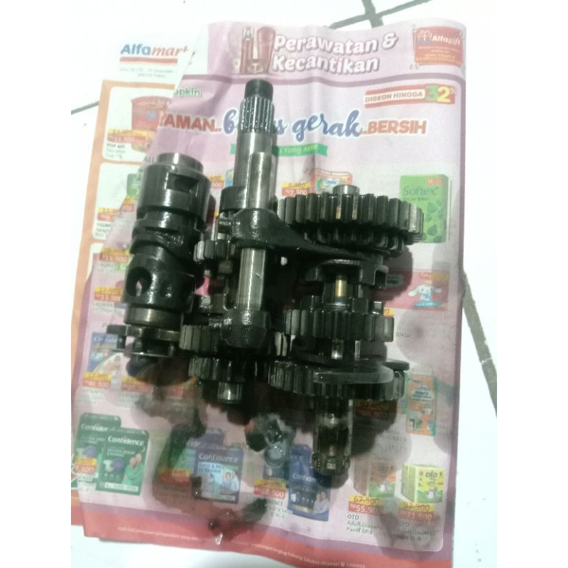 rasio set Supra x 125 fi/karbu copotan