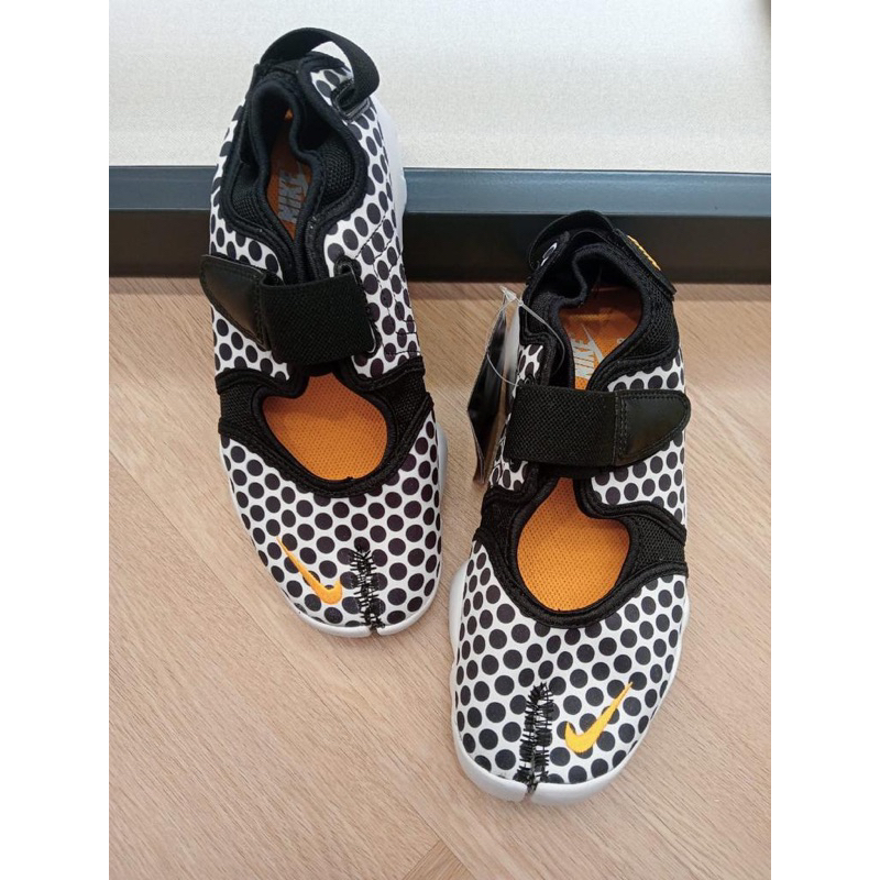 Ready Nike Rift sz 38/39 with box - **