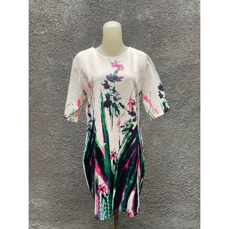 dress scuba preloved