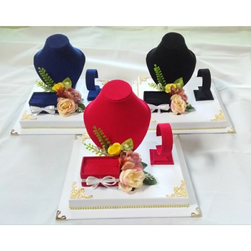 Box perhiasan pernikahan seserahan mahar lamaran hantaran lengkap