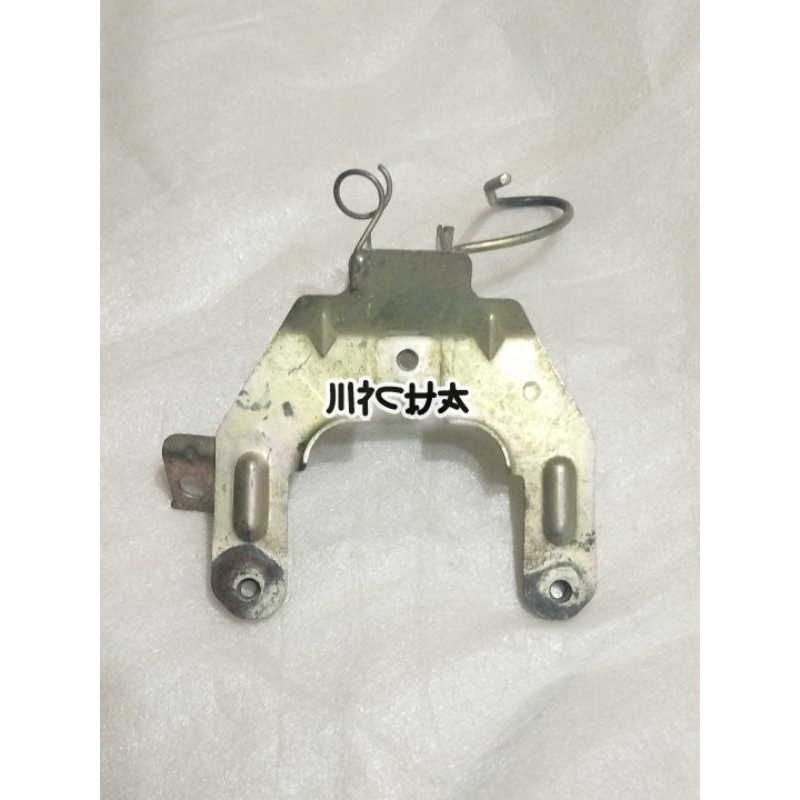 bracket besi panel dudukan dasi tameng depan Yamaha mio soul karbu original