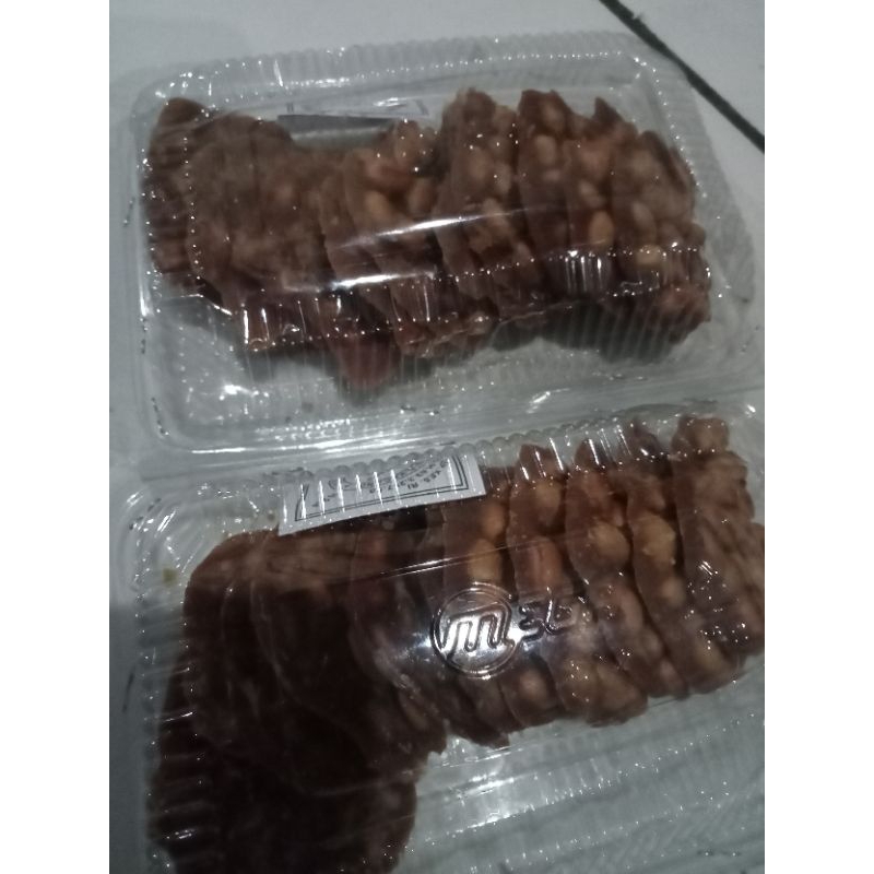 

AMPYANG KACANG/GULA KACANG/JAJANAN JADUL/CEMILAN MANIS