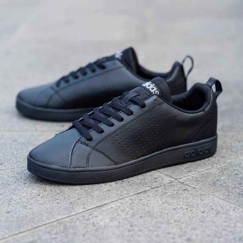 adidas advantage full black