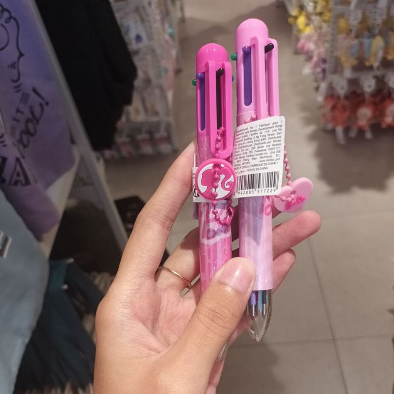 

Pulpen Barbie