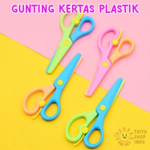 

Mainan Gunting anak dari Plastik Aman Ujung Tumpul Safety Scissors