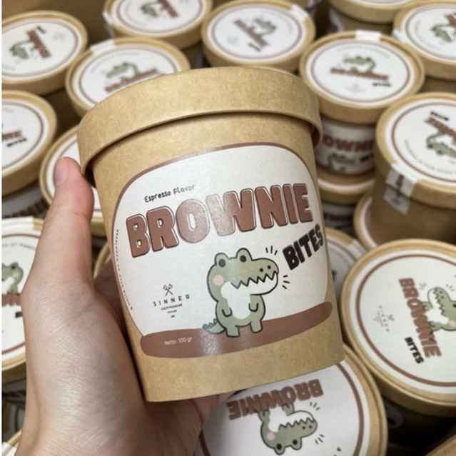 

BROWNIES BITES PREMIUM GRATIS TOPPING SALTED CARAMEL