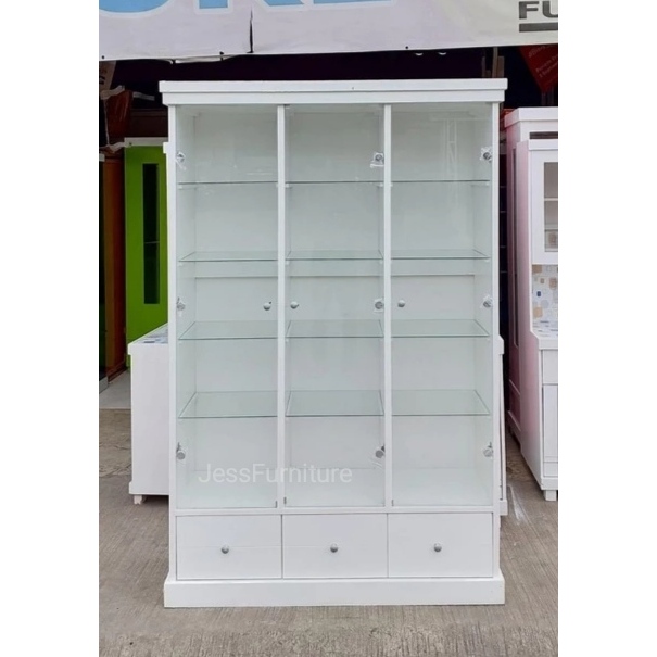 Lemari Pajangan Kaca 3 Pintu , Lemari Kaca Serbaguna / Kabinet Tas / Display Showcase