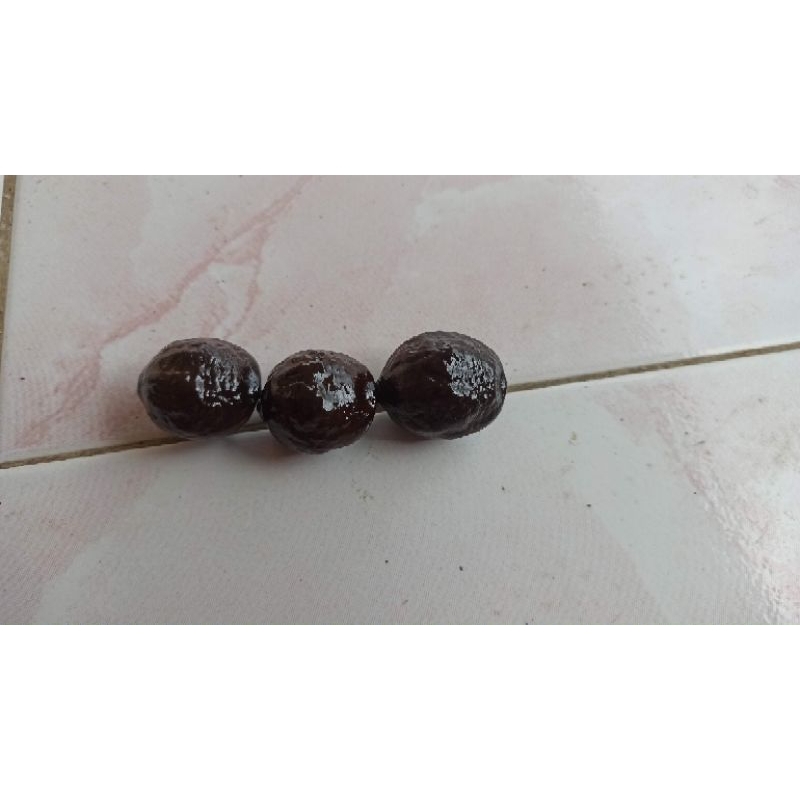 Muncang Jayanti si garong