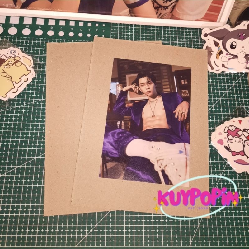 

[20 pcs] UKURAN A5 GREY BOARD / KARTON BOARD PACKING PHOTOCARD KPOP NO. 30 UKURAN 15 X 21 CM