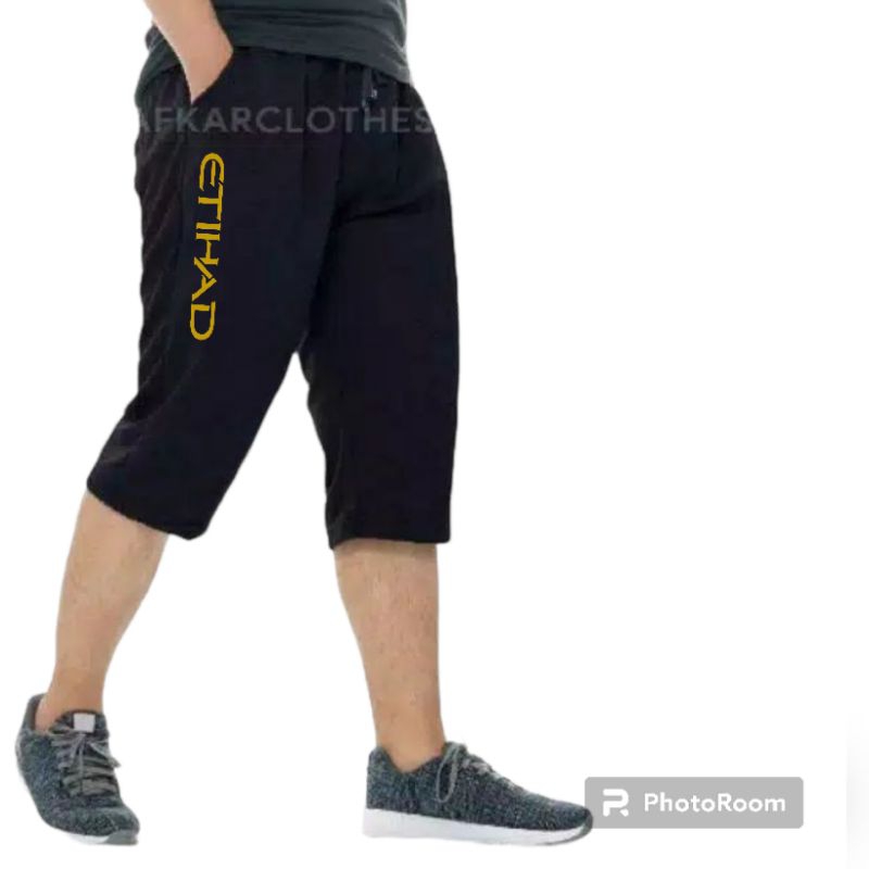 Celana 3/4 pria kasual bawah lutut shortpants Korean style M_JUMBO