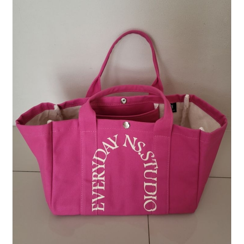 TasNS studio ori bangkok like new