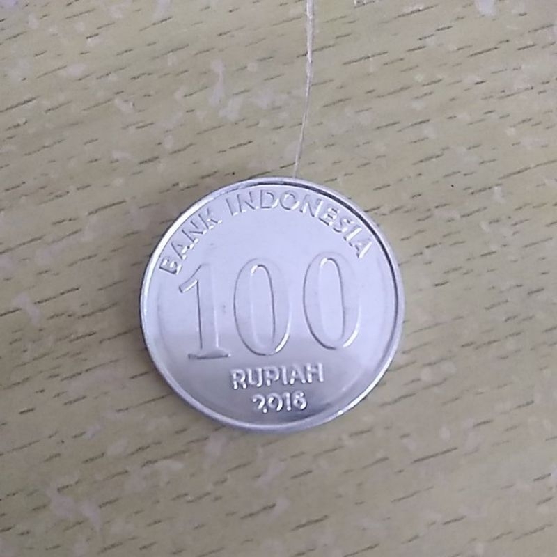 Uang Koin 100 perak Tahun 2016