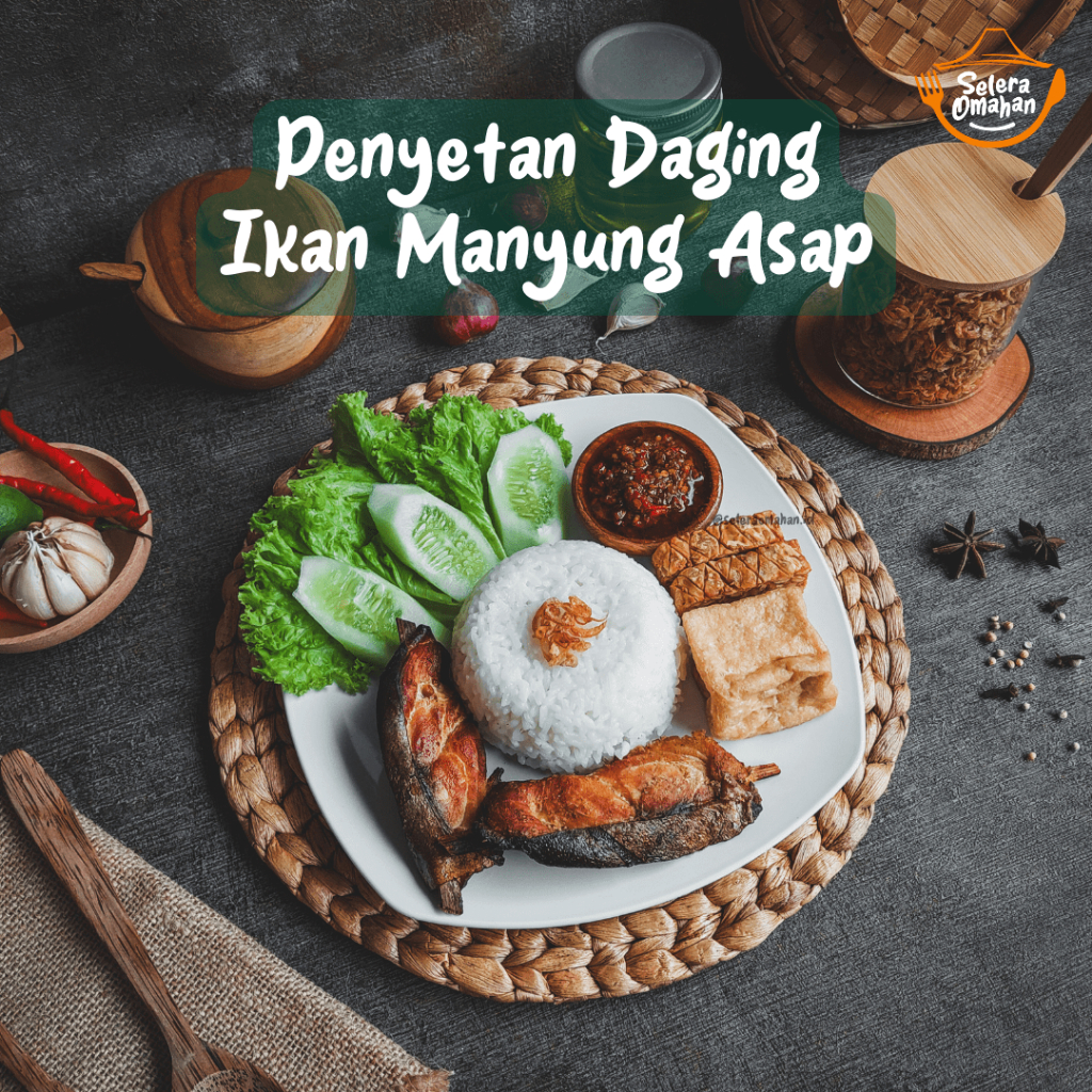 

Nasi Box - Penyetan Lauk Ikan Manyung Asap Dengan Sambal Bawang dan Sambal Terasi - Siap Saji - Selera Omahan