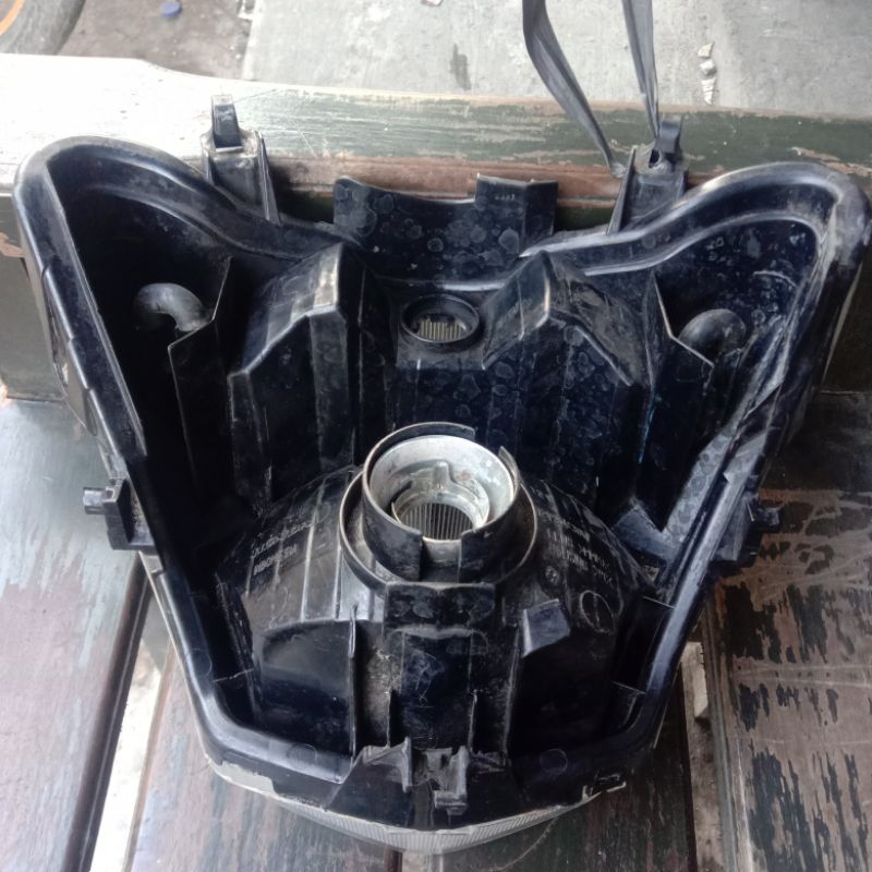 LEVEXTOR+KACA LAMPU DEPAN MOTOR KELUARGA METIK HONDA BET GIGITAL/STREET K81 BARANG DIJAMIN MASUK SEC