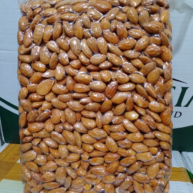 

Best Produk Roasted ALMOND - Kacang Almon Panggang 500Gram MATANG