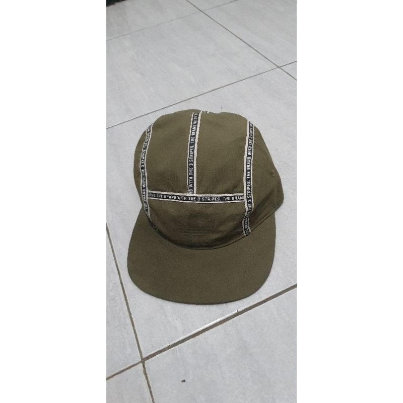 topi adidas 5 panel