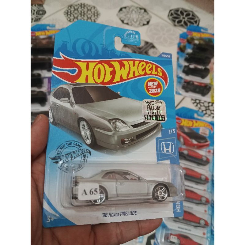 Hot Wheels Reguler Factory Sealed 98 Honda Prelude (Silver)