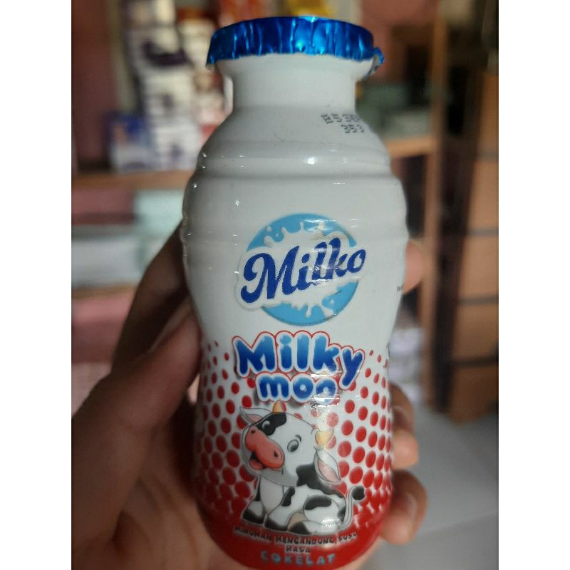 

(5 BOTOL) MILKO MILKY MOO 63ML MINUMAN COKLAT MENGANDUNG SUSU