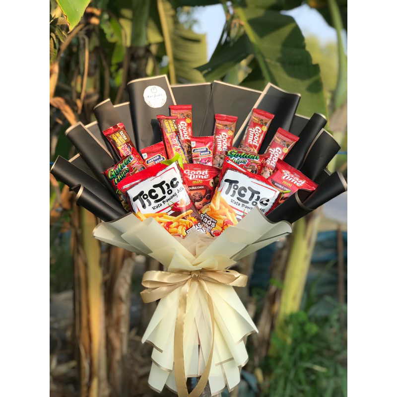 

Buket snack wisuda/buket snack ultah homebucket