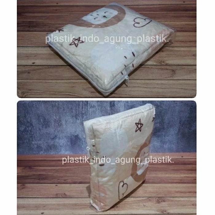 Plastik Sprei Mika Resleting King Queen Single