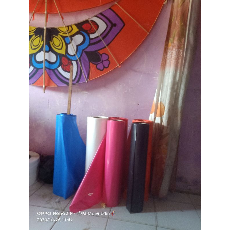 plastik layang layang glowing tebal WARNA PINK