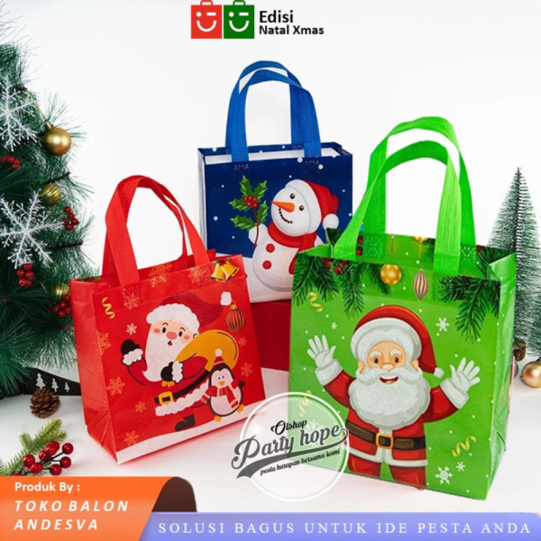 

Promo goodie bag natal / stopbag natal / tas souvenir natal polos motif xmas - BESAR Limited