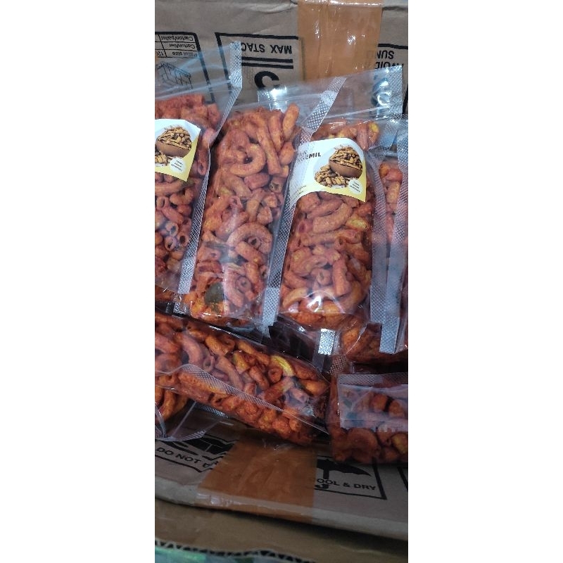 

PAKET USAHA 20 PCS MAKARONI SUPER PEDAS (25 GR)