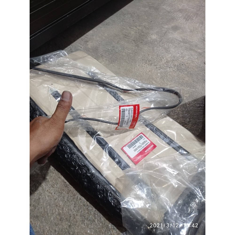 Karet Kaca Bagasi Jazz GE8 2008-2013