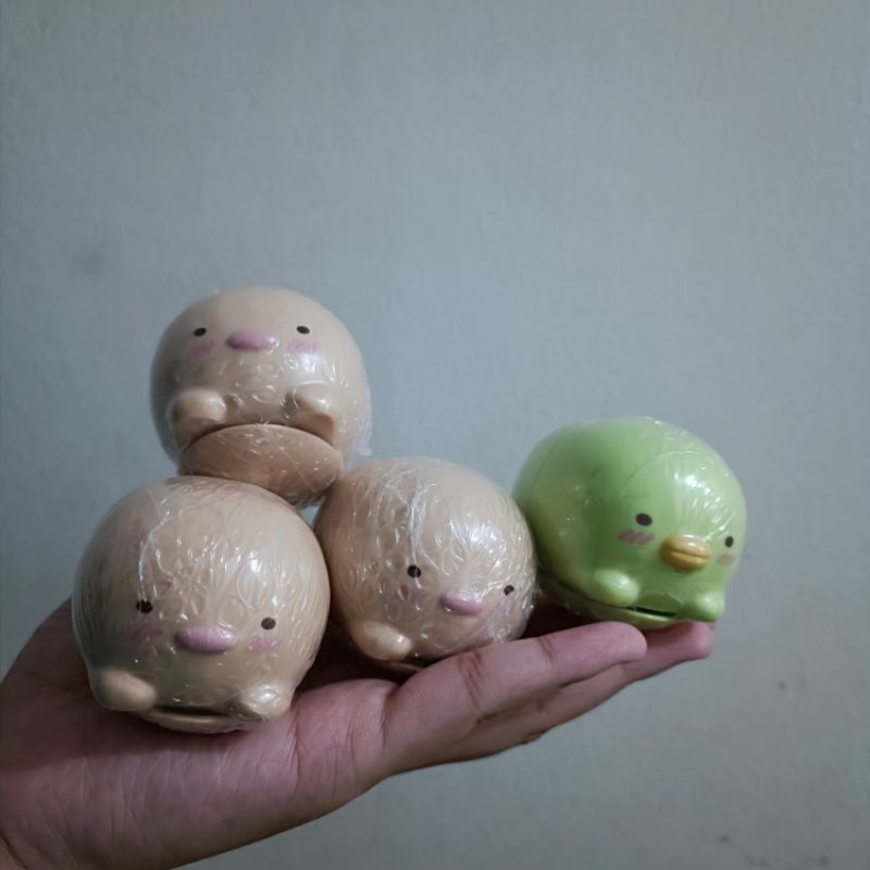 

Sumikkogurashi capchara stickers roll