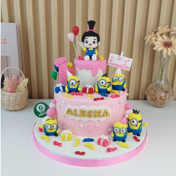 

CAKE TEMA AGNES MINIONS UK 20CM / KUE ULANG TAHUN CUSTOME