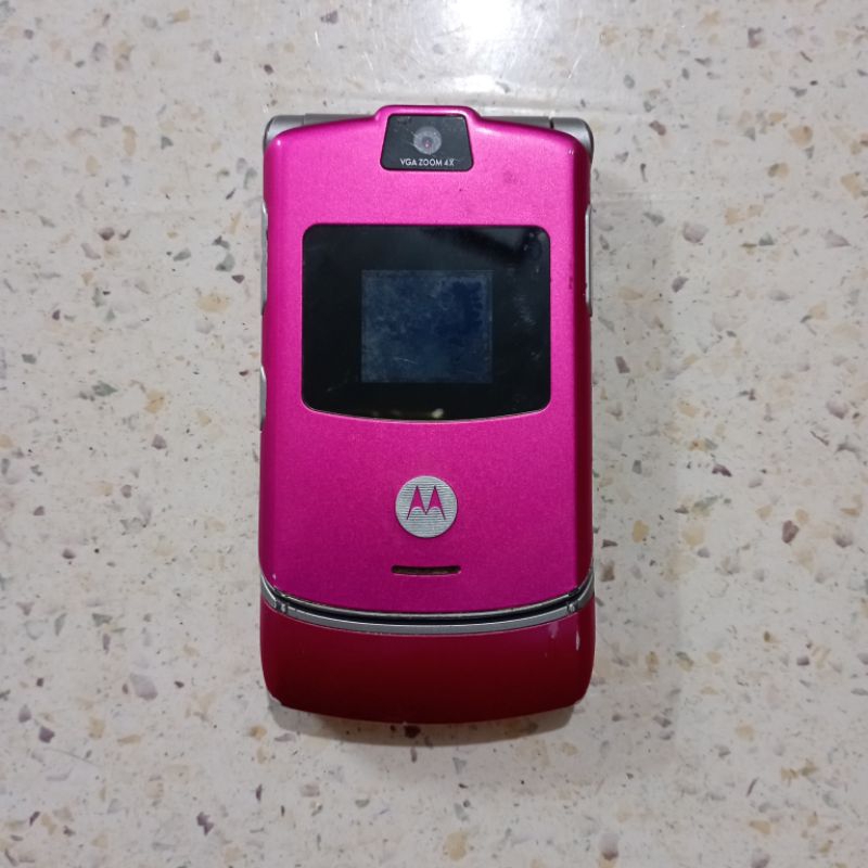 Handphone Motorola v3 Pink minus lcd garis