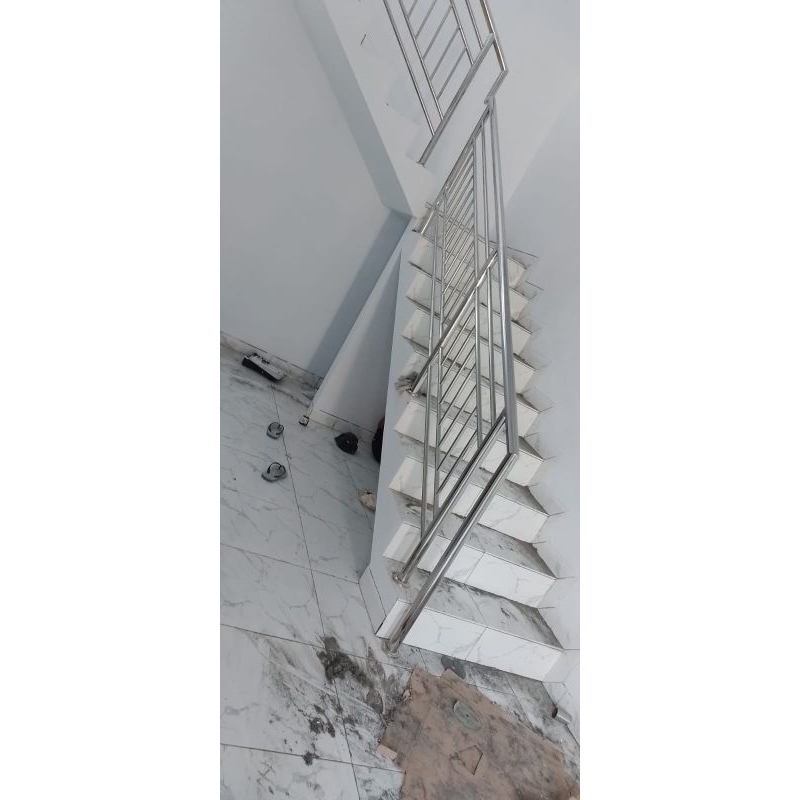 Railing tangga stainless