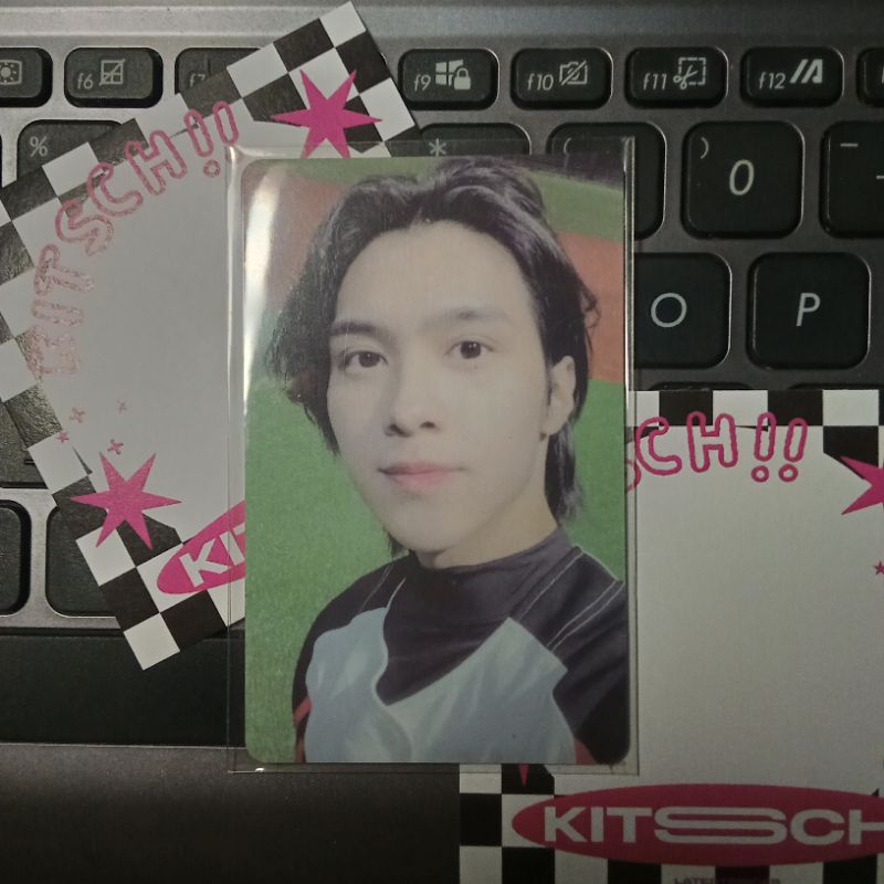 pc photocard hendery wayv resonance yizhiyu / phantom tc / LD universe baseball