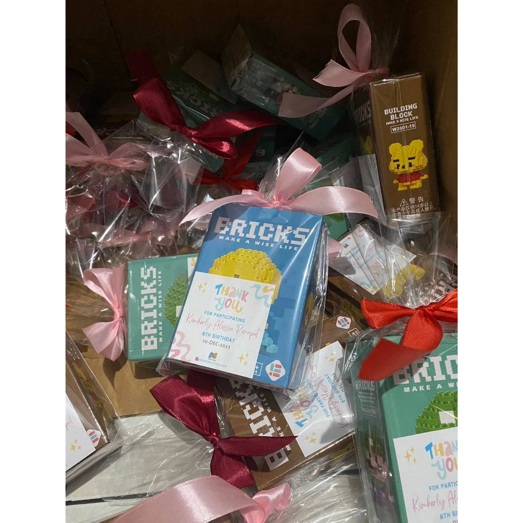 

Suvernir/ Hampers CHRISTMAS/ Imlek/ Idul Fitri/ Ulang Tahun/ Nikah Murah Nanoblocks Bricks Nano Block Balok DIY