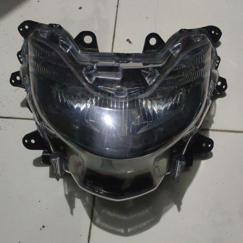lampu depan Yamaha GEAR 125 gear reflektor headlamp lampu depan gear 125 asli original